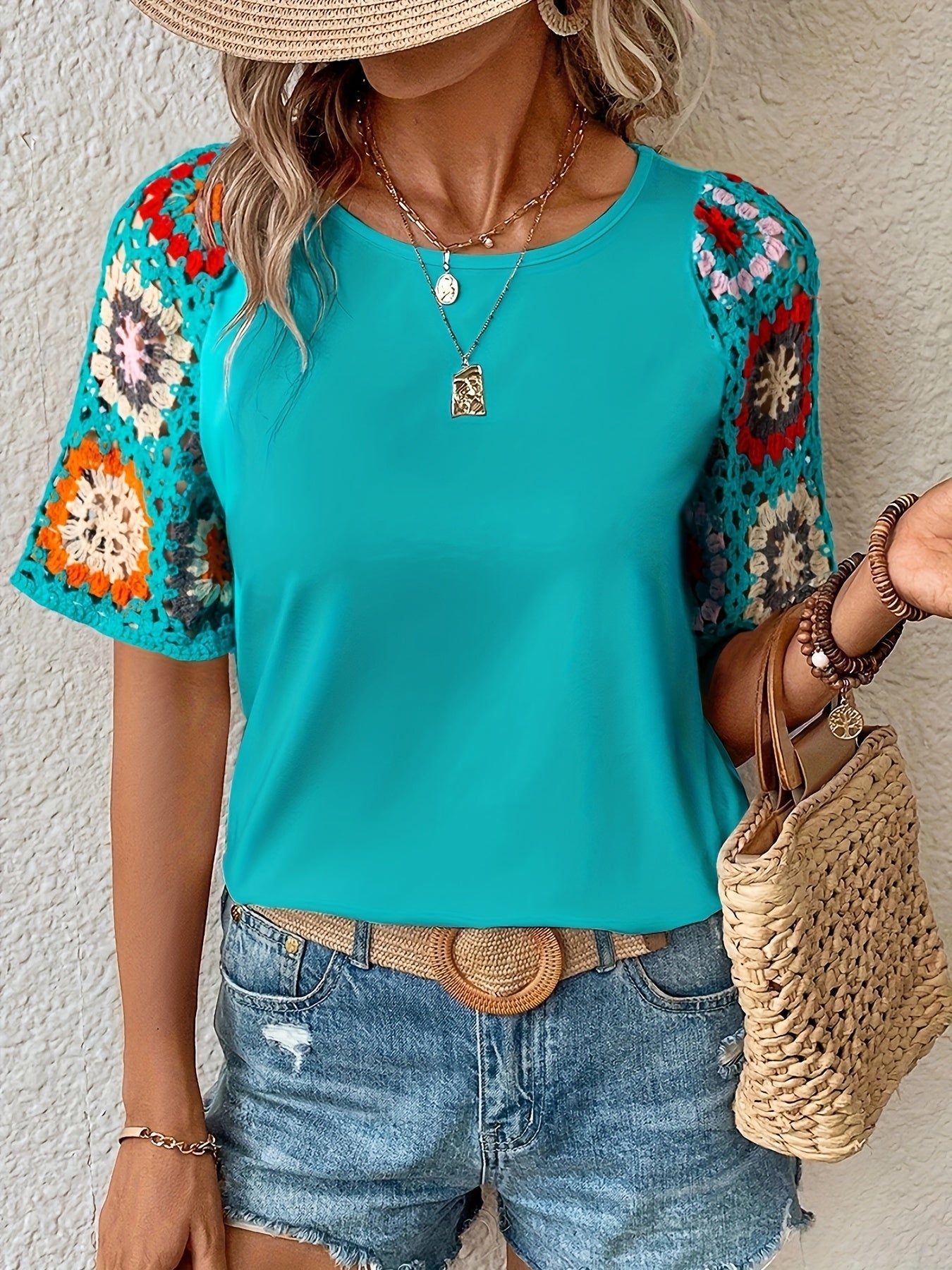 Women's Floral Print Blouse - Crew Neck Short Sleeve detail image