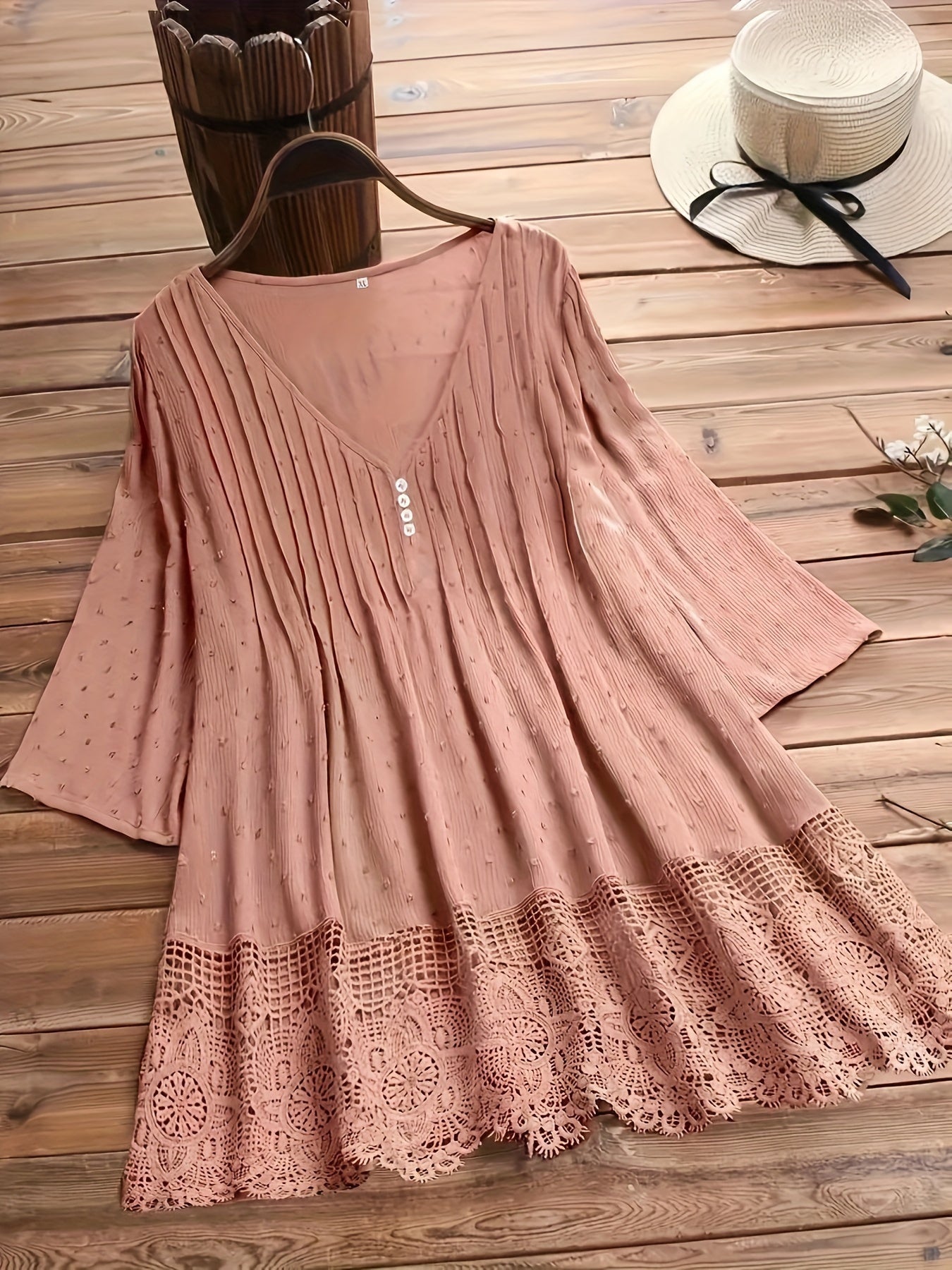 Women's Floral Print Blouse - V-Neck Long Sleeve detail image - detail view 4