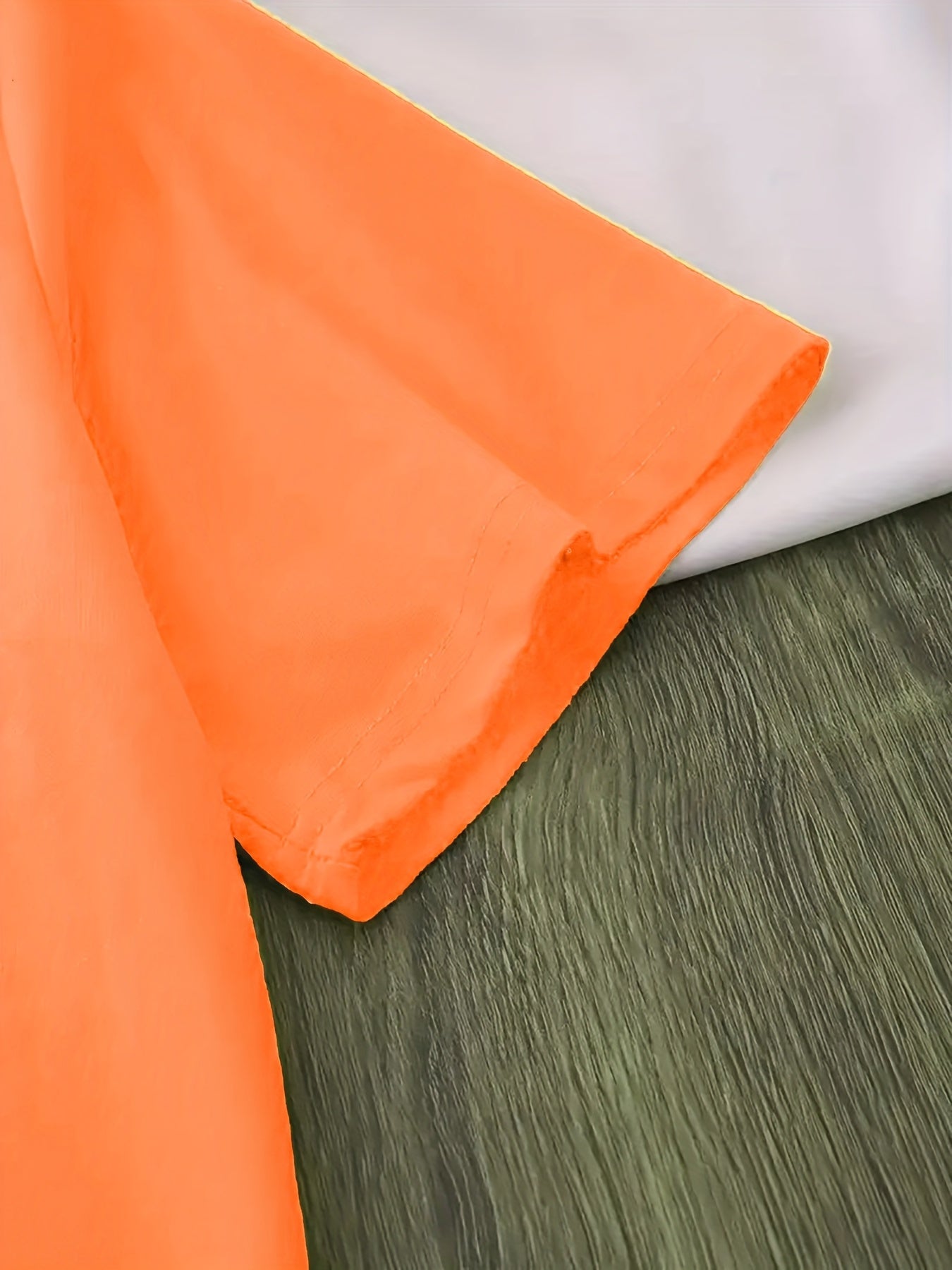 Women's Graphic Print T-Shirt - V-Neck Short Sleeve Weekend Style 8133 detail image - detail view 7