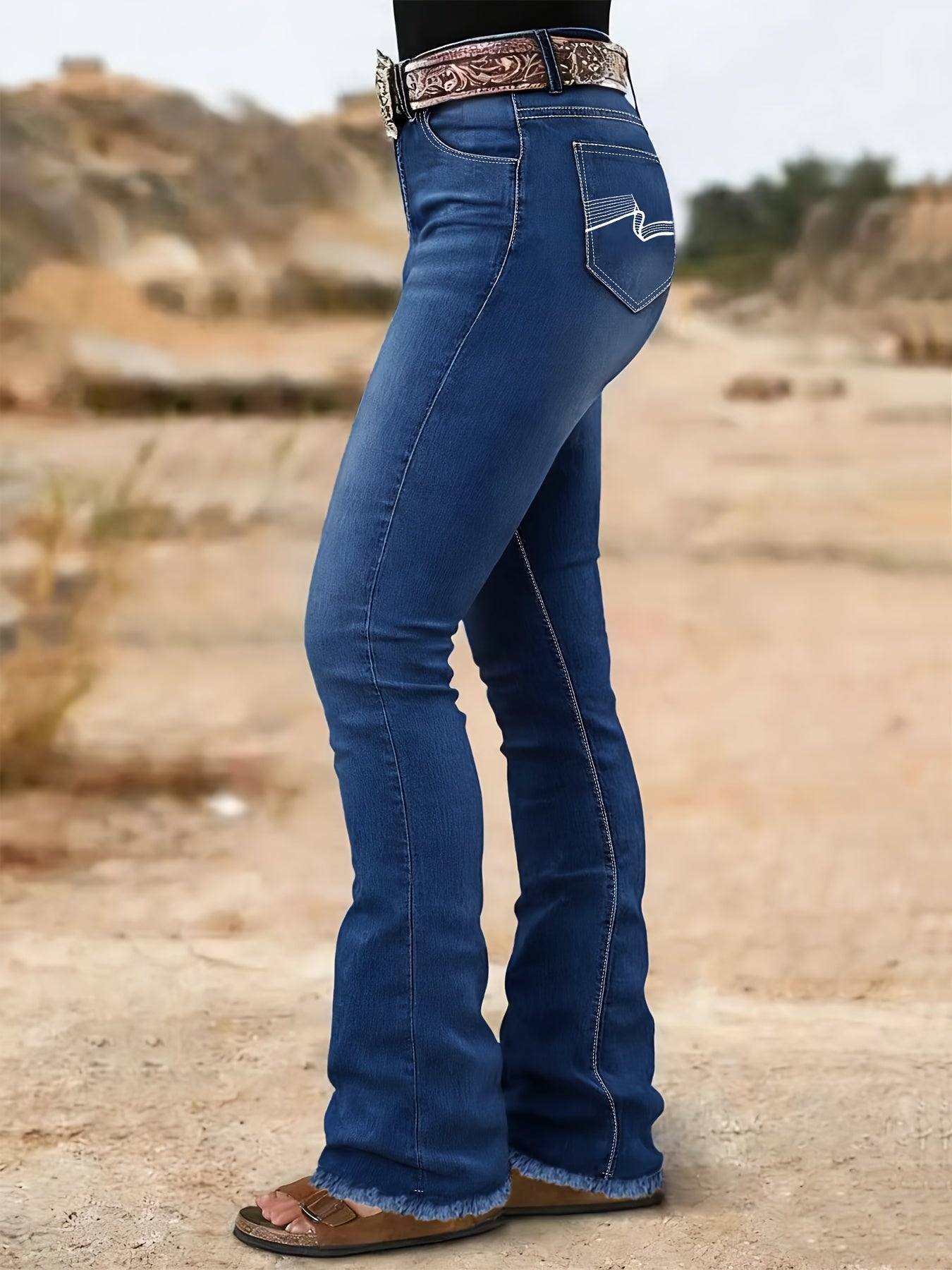 Women's High-Waist Flare Jeans - Black Embroidered Weekend detail image