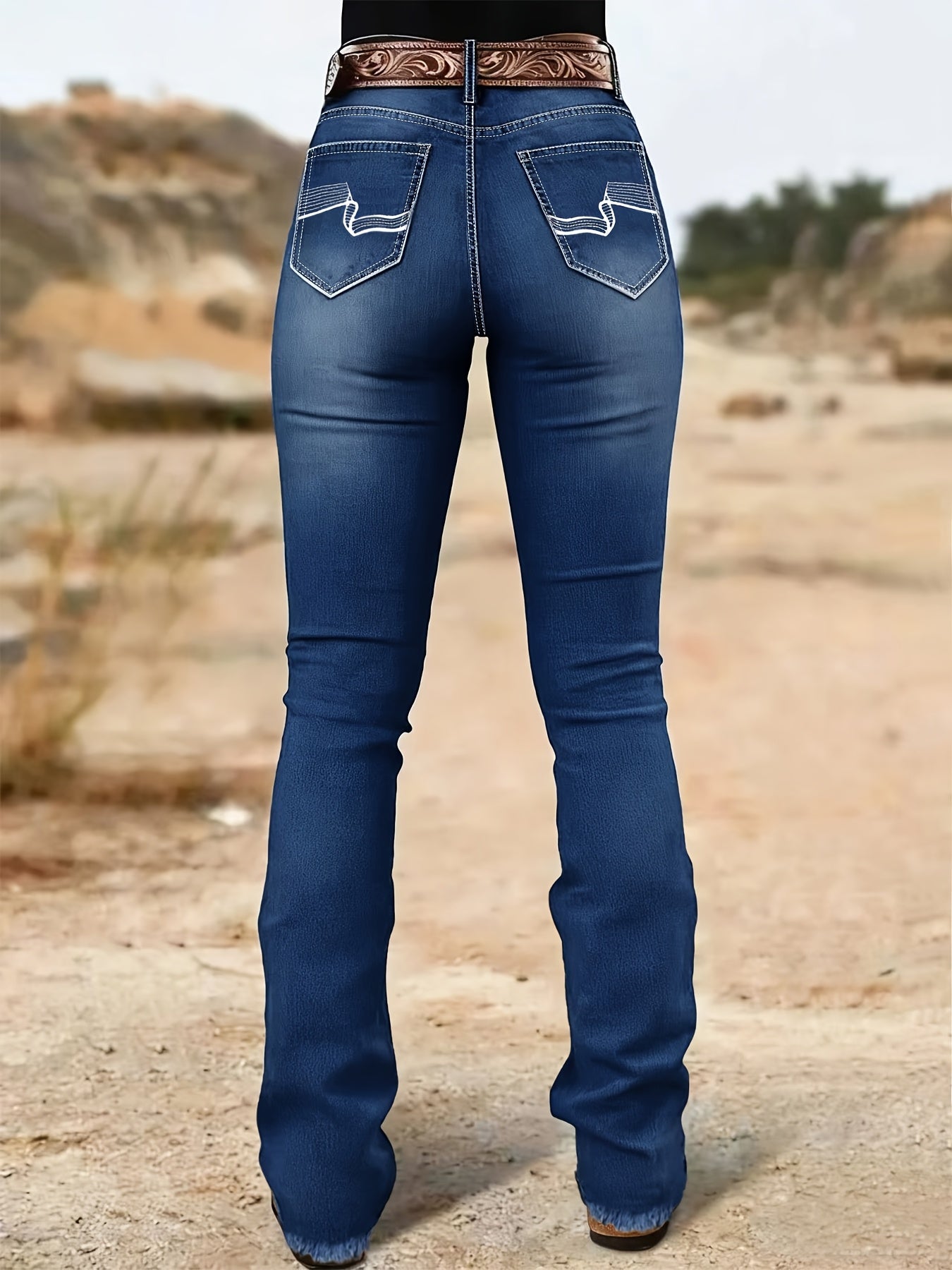 Women's High-Waist Flare Jeans - Black Embroidered Weekend detail image - detail view 5