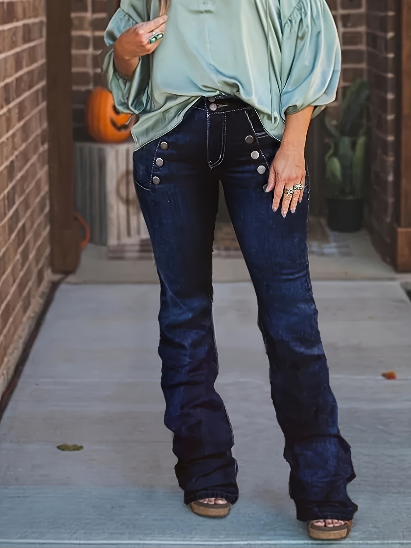 Women's High-Waist Flare Jeans - Dark Blue Button Detail Stretch detail image - detail view 5