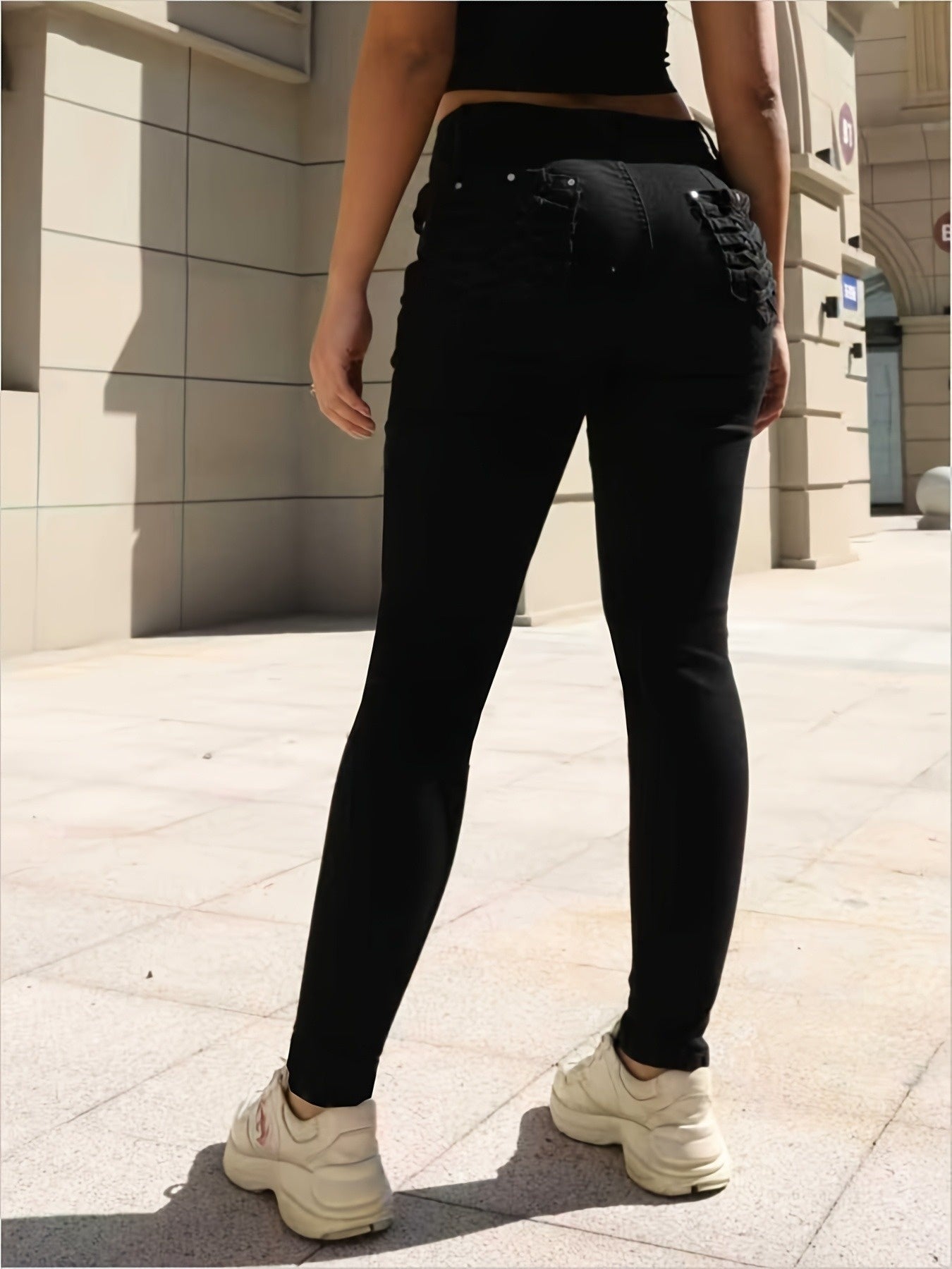 Women's High-Waist Skinny Jeans - Black Pocket Detail detail image - detail view 7