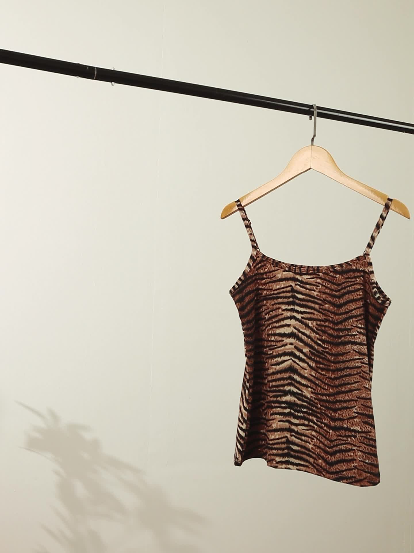 Women's Leopard Print Tank Top - Classic Neck Sleeveless