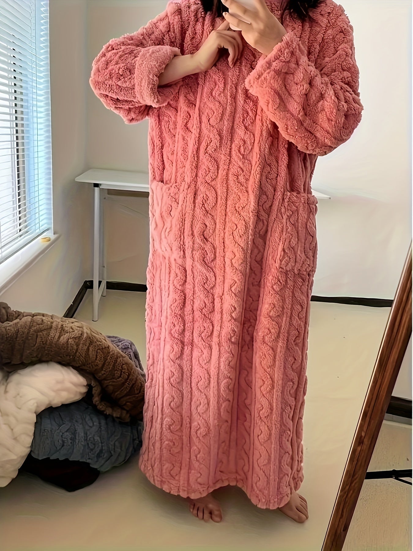 Women's Plush Robe - Plush Comfort