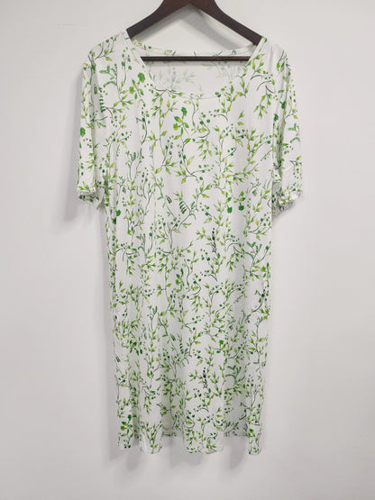 Women's Printed Crew Neck Midi Casual Dress - Short Sleeve Easy Styling detail image - detail view 9