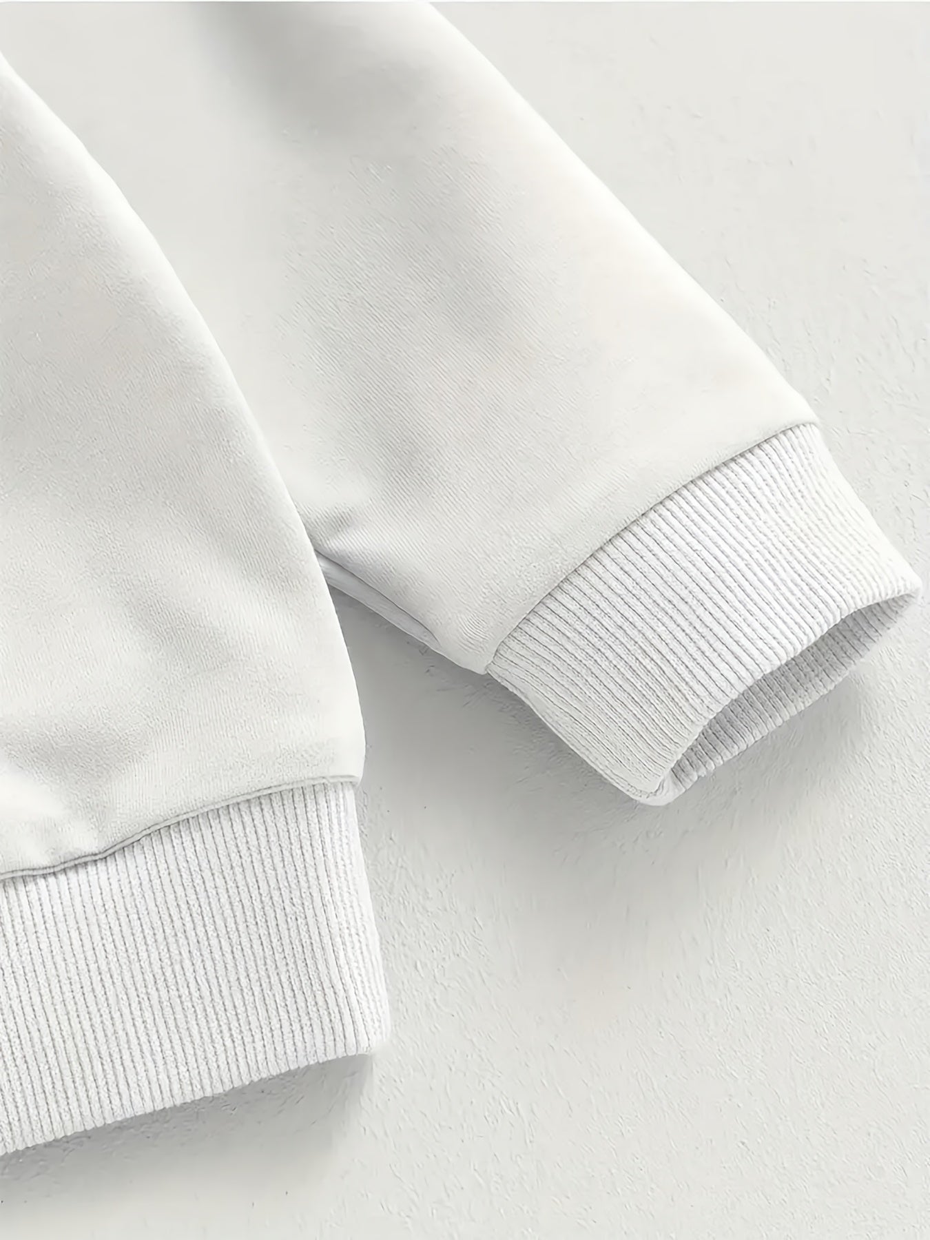 Women's Relaxed Graphic Pullover Hoodie Everyday 093 detail image