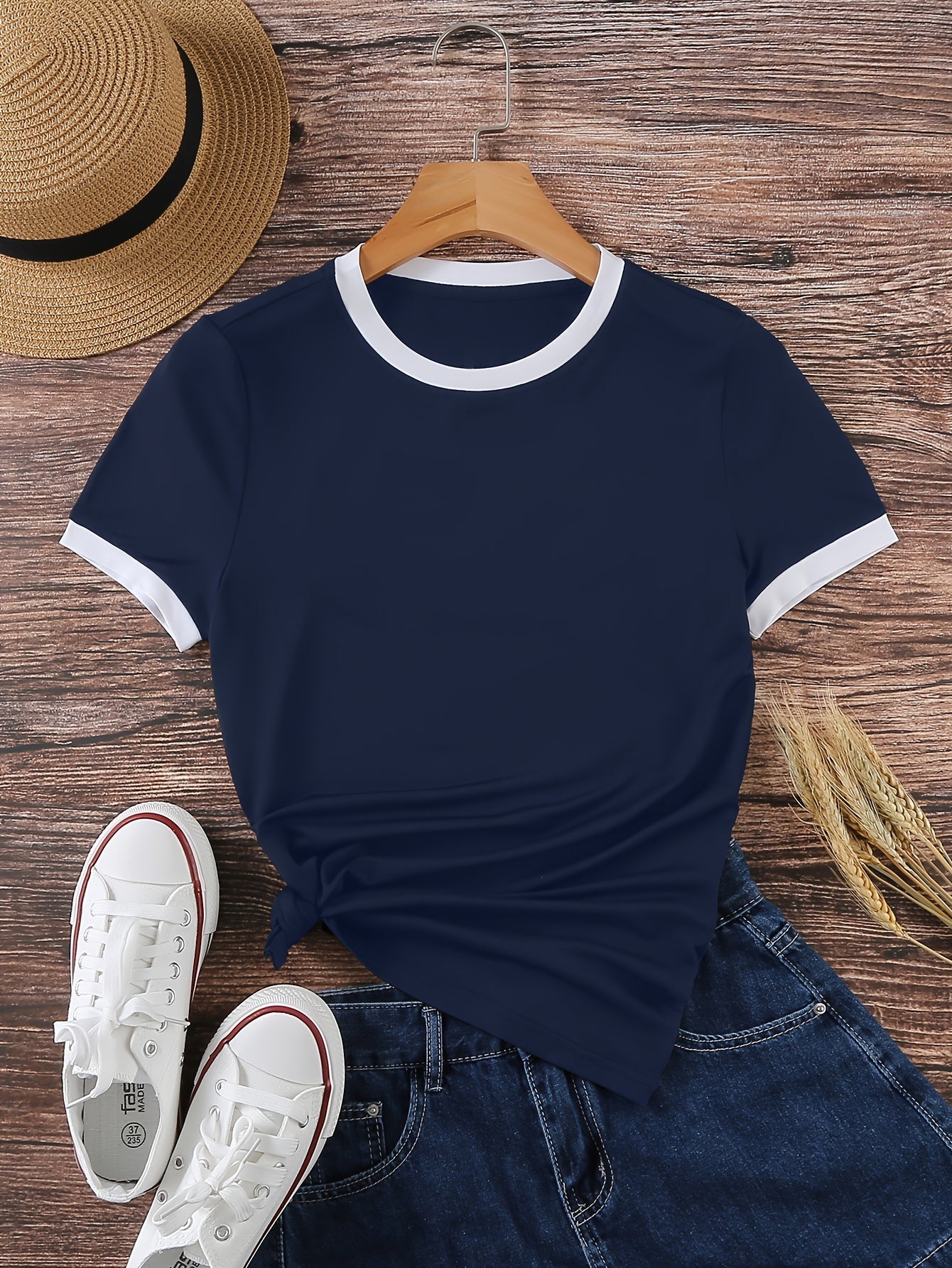 Women's Solid Color T-Shirt - Regular Fit 992677 detail image - detail view 6
