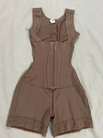 Women's Targeted Control Waist Cincher - Zip Front Plus Size Body Smoothing